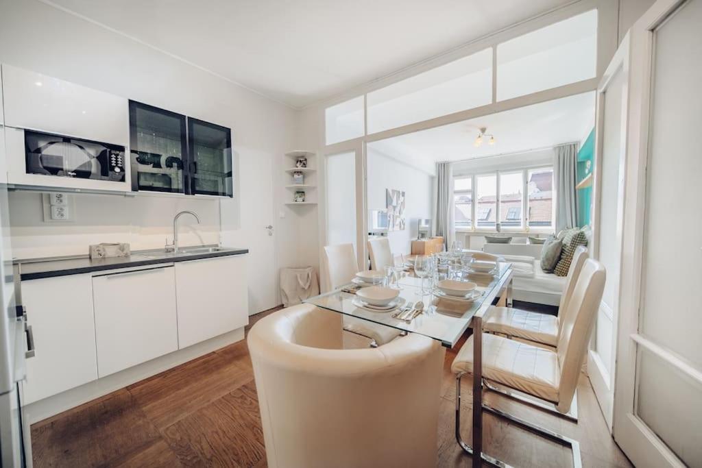 Downtown 2Bd Riverside Apartment Near Dancing House Πράγα Εξωτερικό φωτογραφία