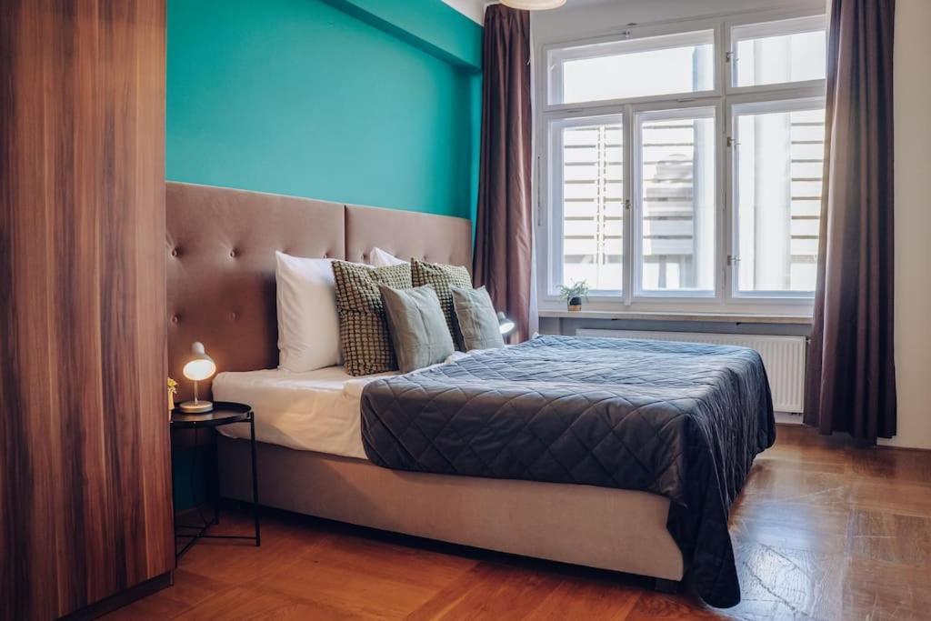 Downtown 2Bd Riverside Apartment Near Dancing House Πράγα Εξωτερικό φωτογραφία